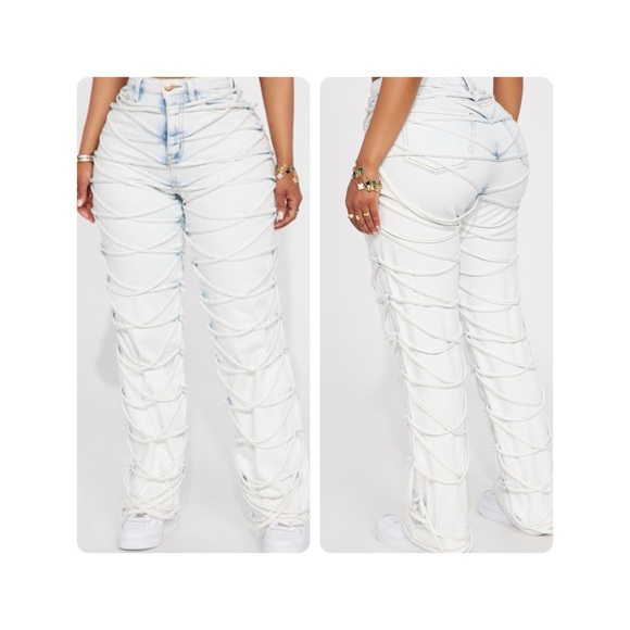 Fashion Nova Strappy Jeans size 9 - Picture 2 of 4